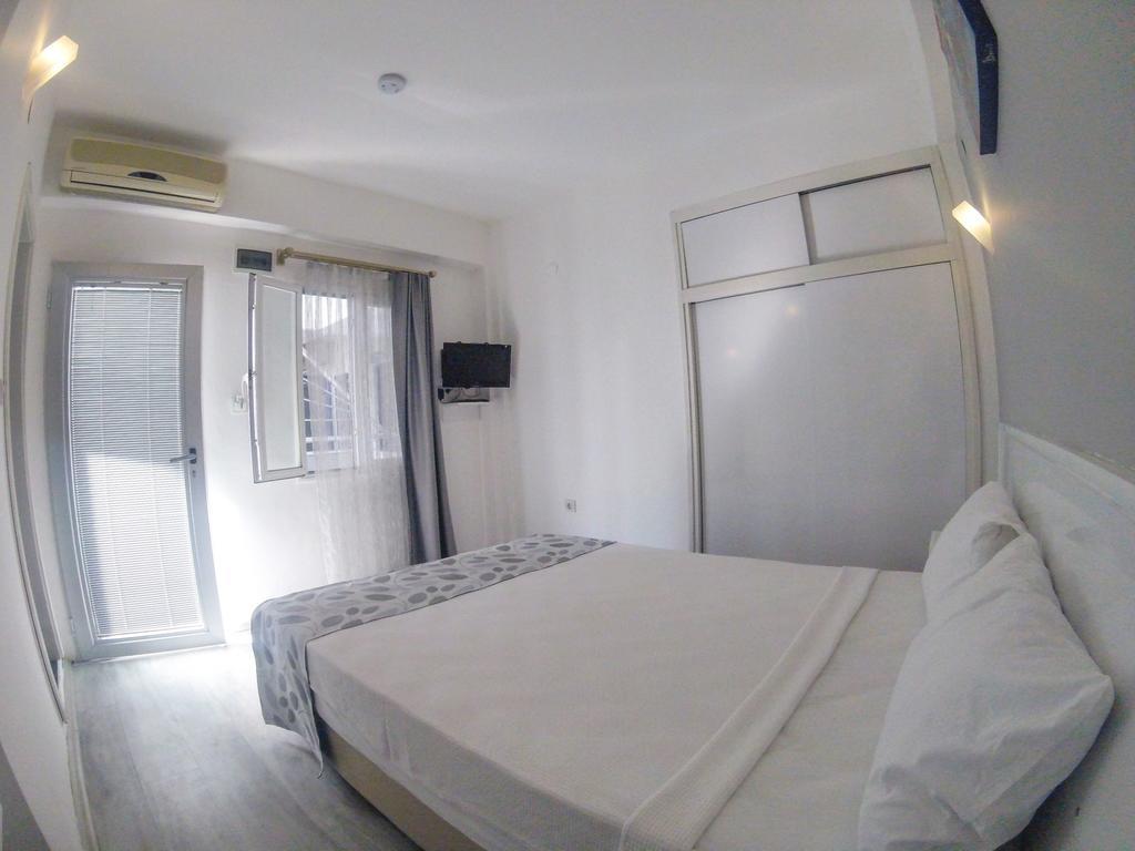 Akkan Hotel Marina (Adults Only) Бодрум Екстер'єр фото